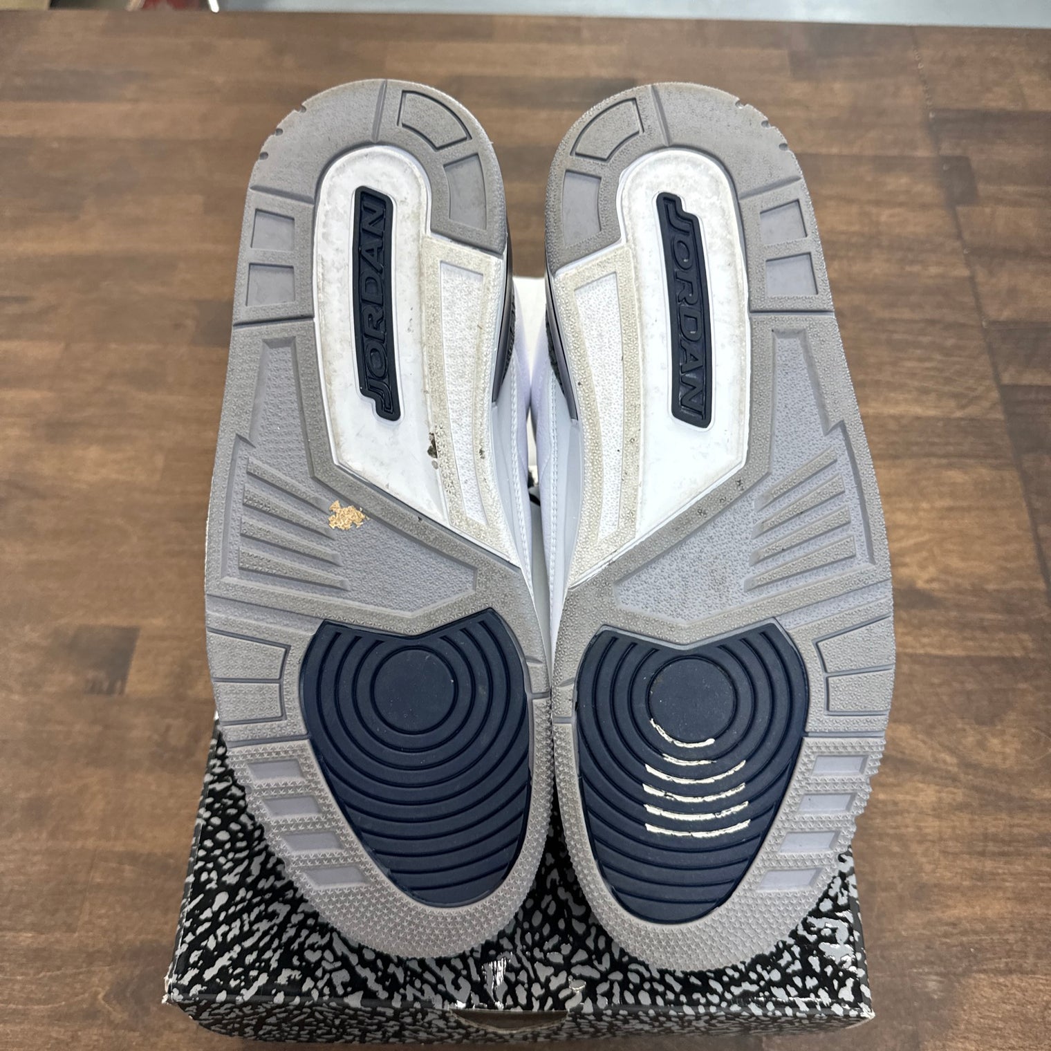 Midnight Navy Jordan 3 (USED)