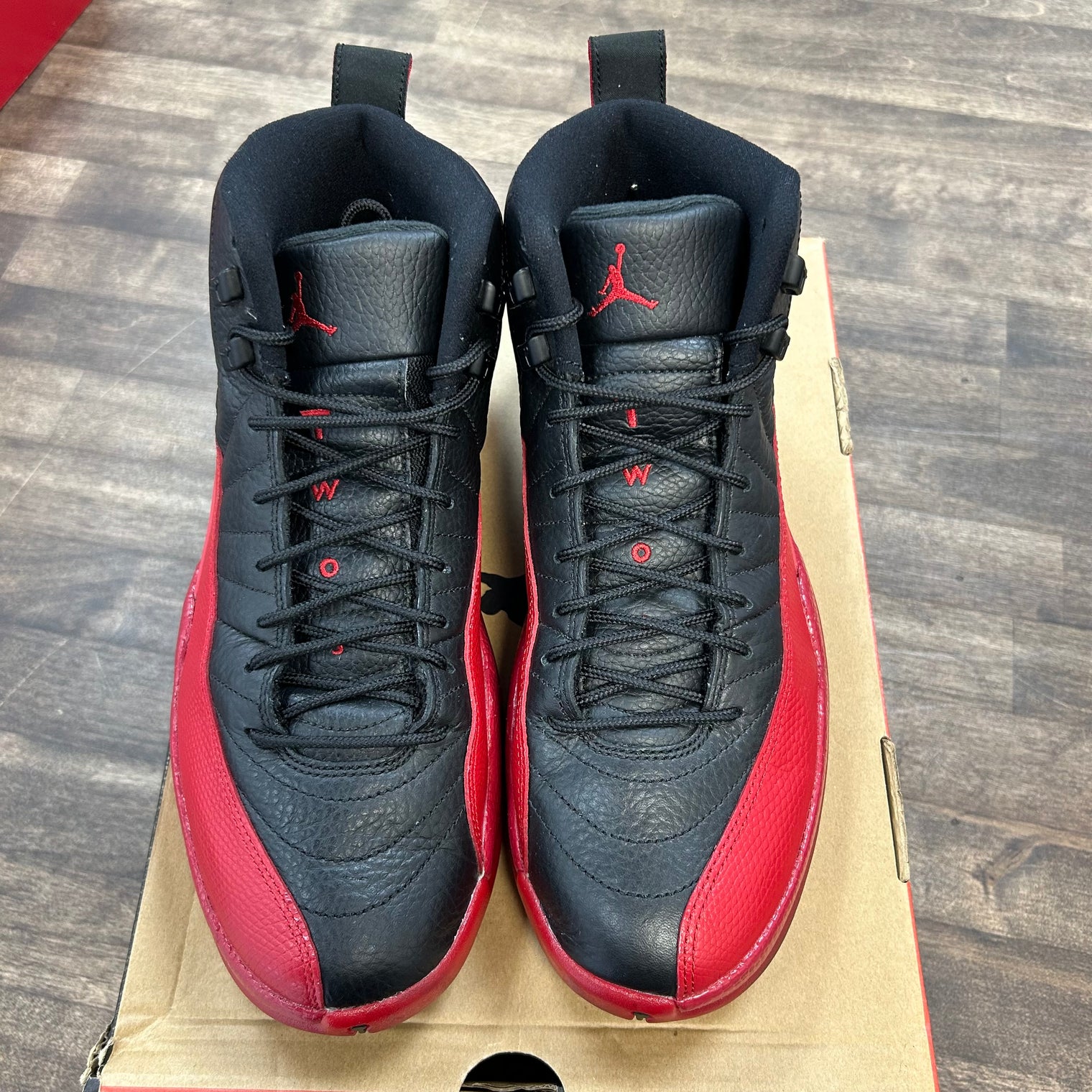 Flu Game Jordan 12 Retro (2016) (USED)