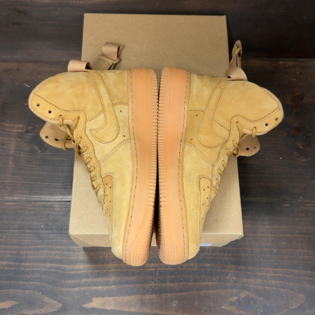Nike Air Force 1 High Wheat (2015) (GS) Size 6Y (Pre-Owned) - Image 4
