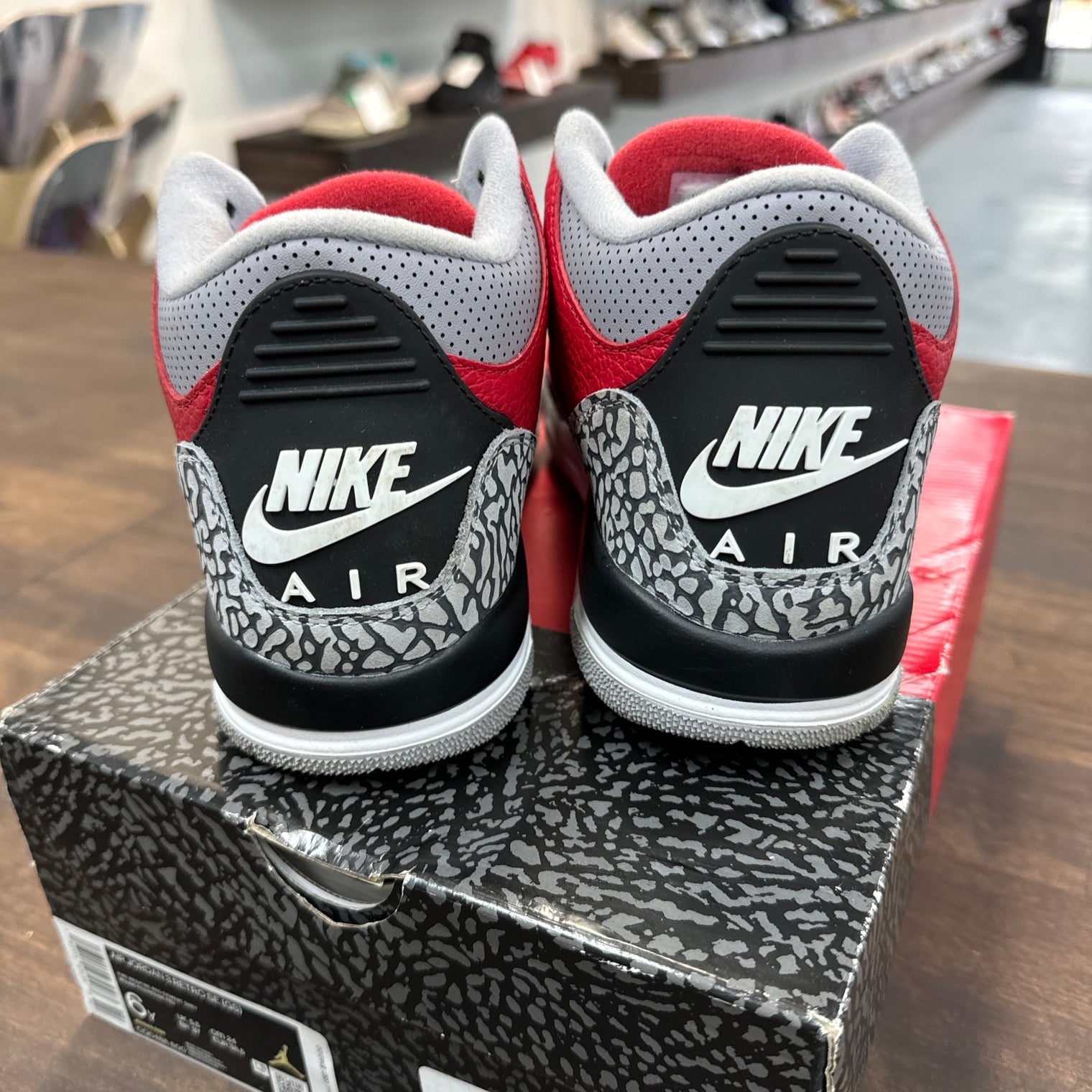 Nike GS Jordan 3 Red Unite (USED)