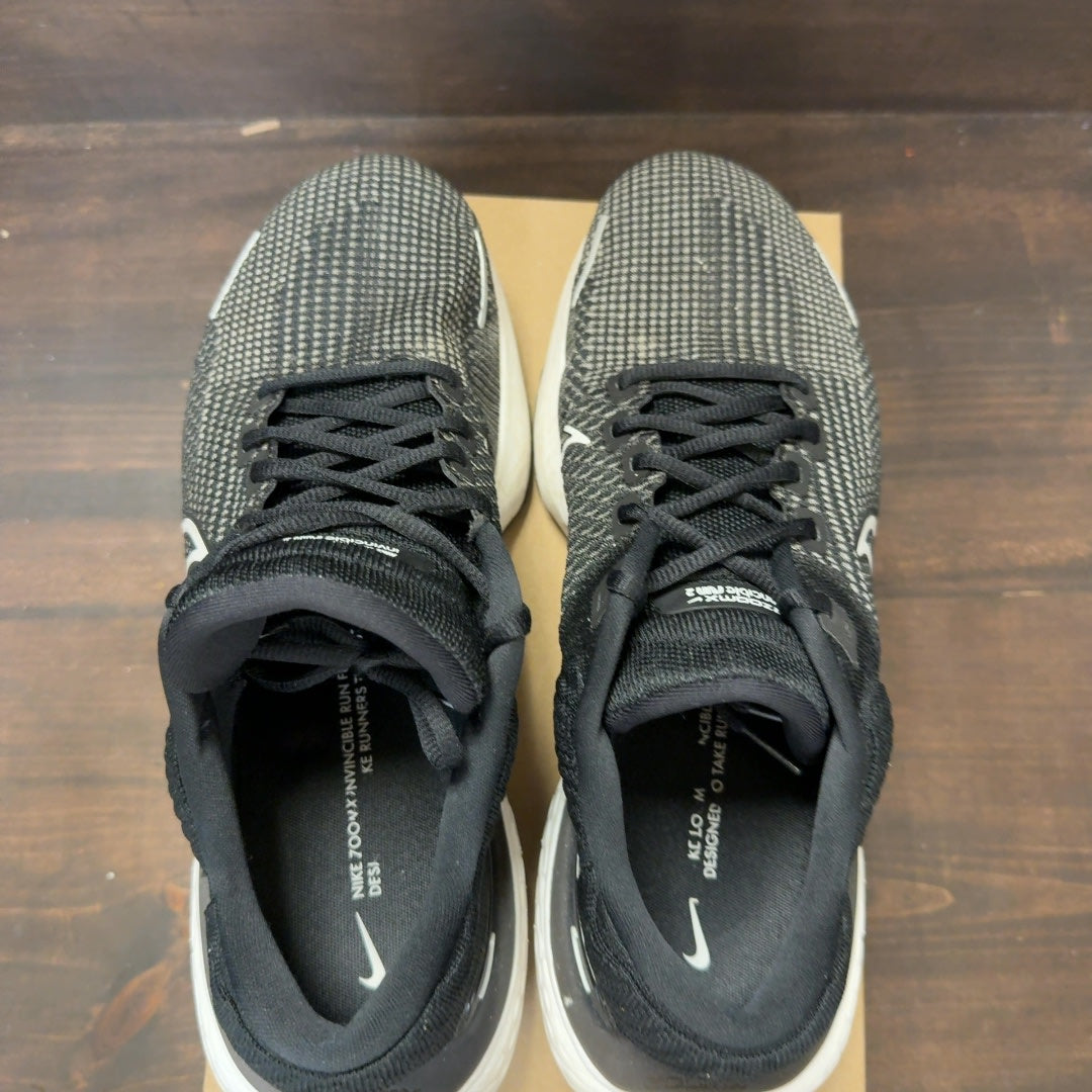 Nike ZoomX Invincible Run Flyknit 2 Black White Size 12 (Pre-Owned) - Image 5