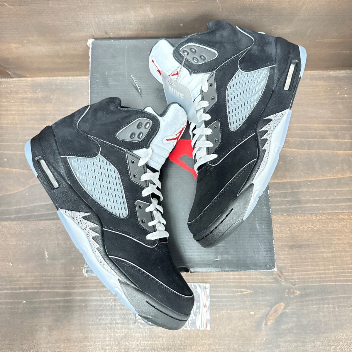 Jordan 5 Retro OG Black Metallic Reimagined - Image 4