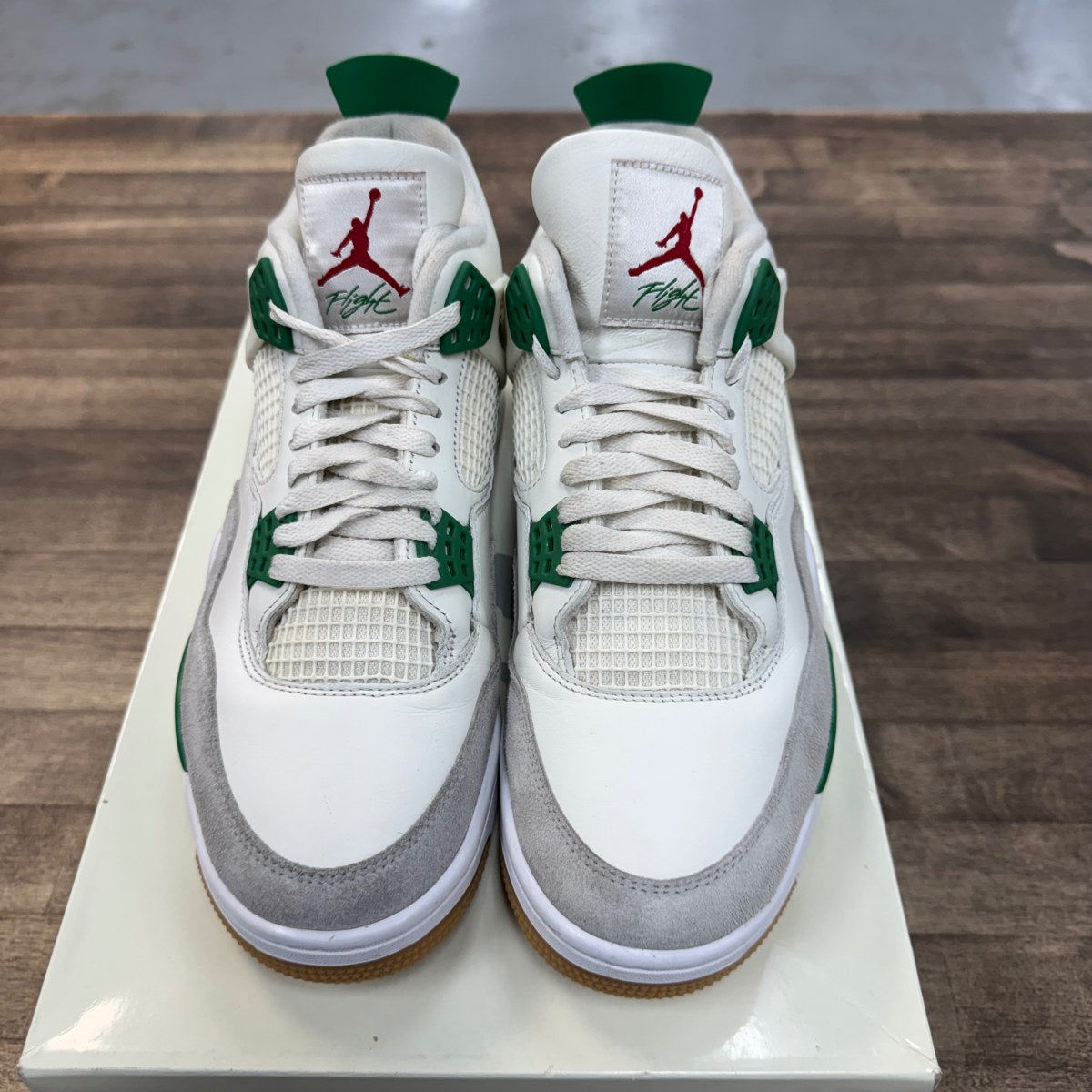 Jordan 4 Retro SB Pine Green - Image 3