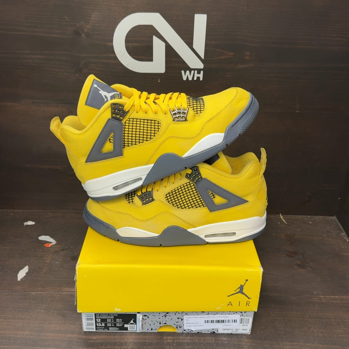 Jordan 4 Retro Lightning (2021) Size 12 (Pre-Owned) - front