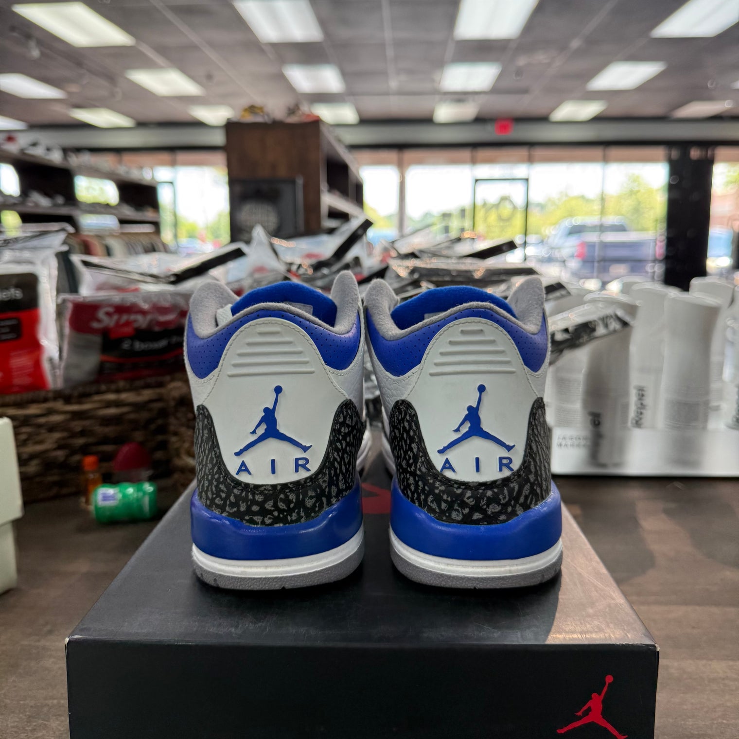 Racer Blue Jordan 3 Retro (GS) (USED)