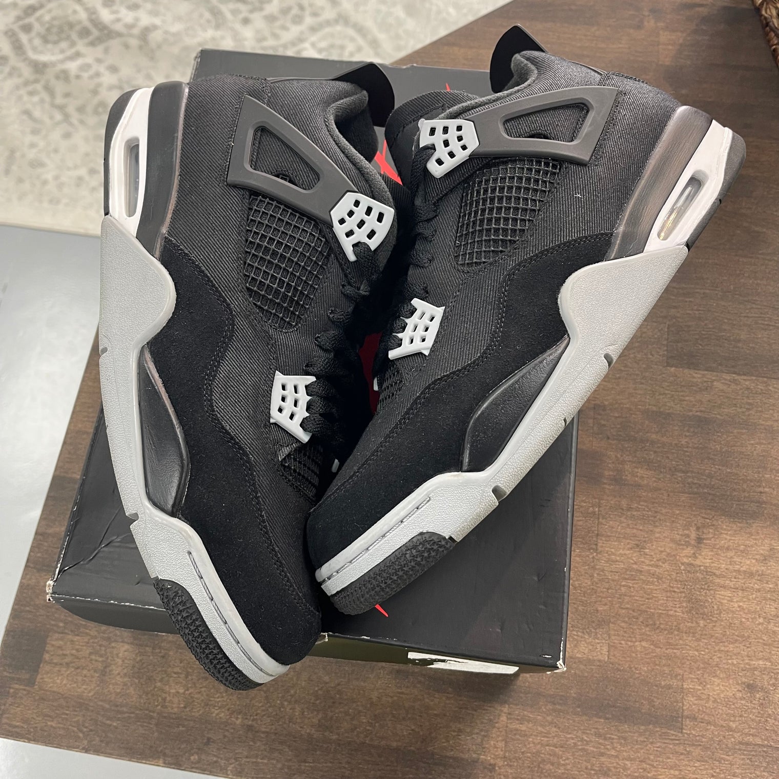 Jordan 4 Black Canvas (USED)