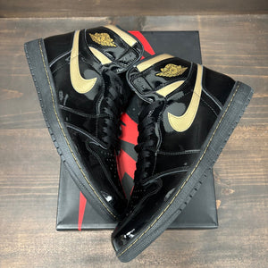 Jordan 1 Retro High Black Metallic Gold (2020) - Image 2