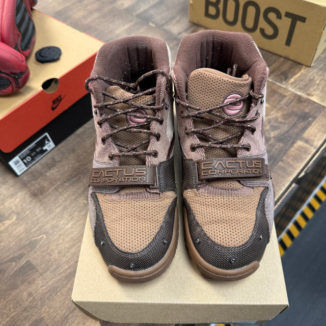 Chocolate Travis Scott Trainer (USED, No Box)