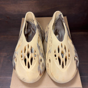 adidas Yeezy Foam RNNR MX Cream Clay Size 6 (Pre-Owned) - tag