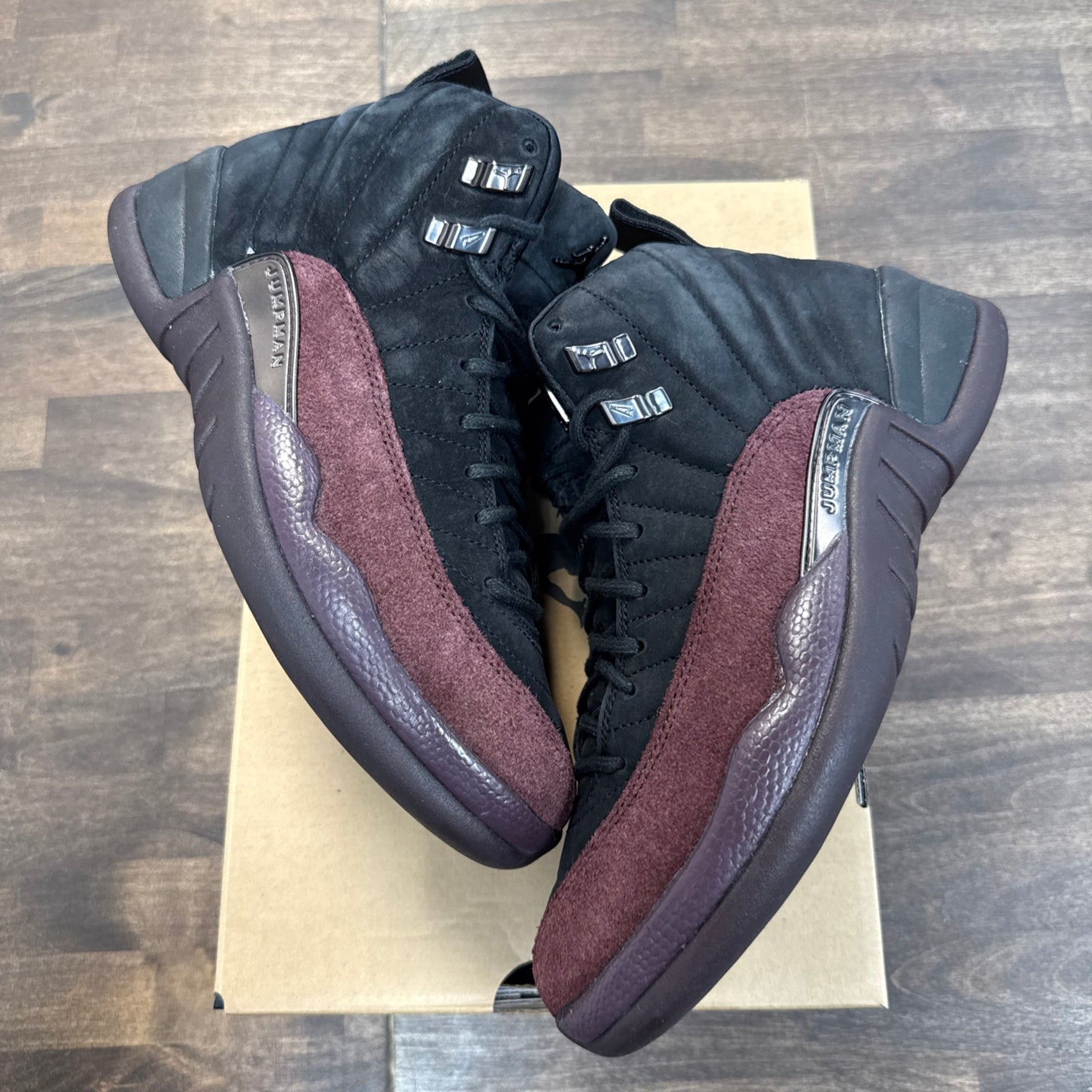 (W) A Ma Maniere Jordan 12 (USED)
