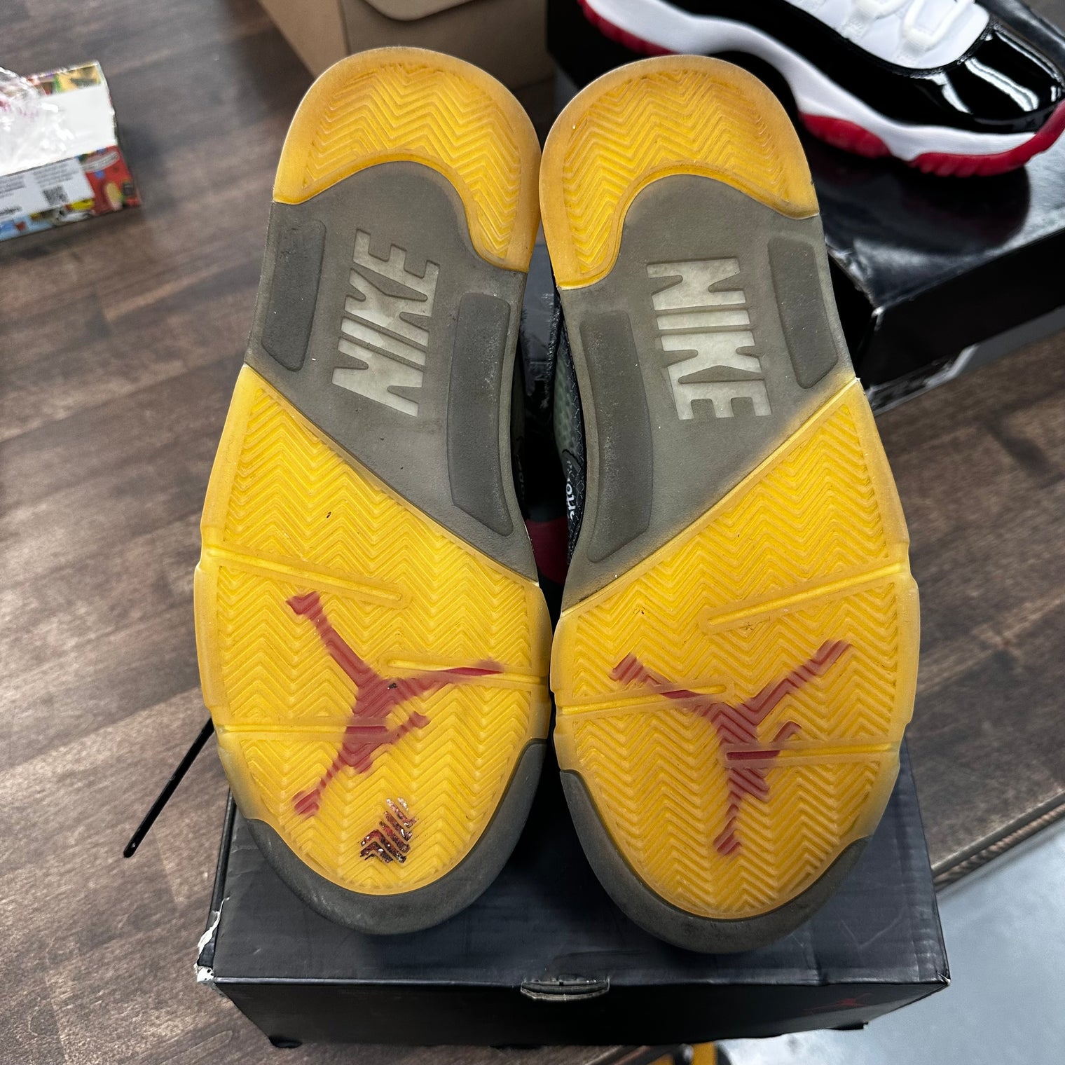 Off-White Jordan 5 Muslin (USED)