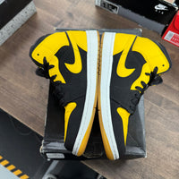 New Love Jordan 1 Retro Mid (2017) (USED)