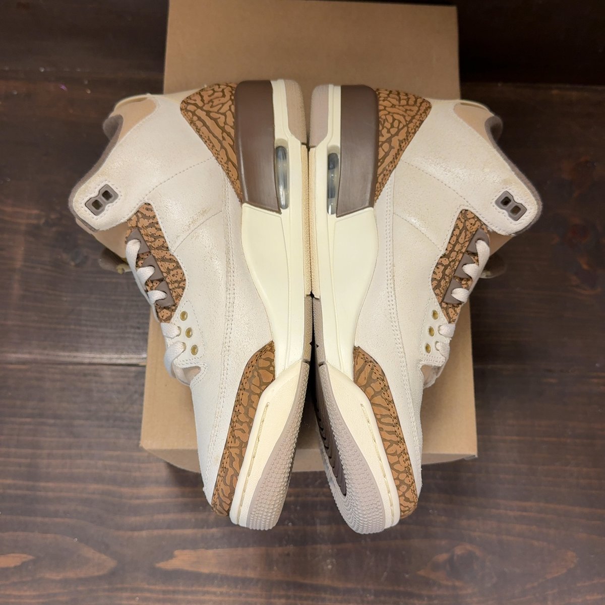 Jordan 3 Retro Palomino Size 9.5 (Pre-Owned) - aux