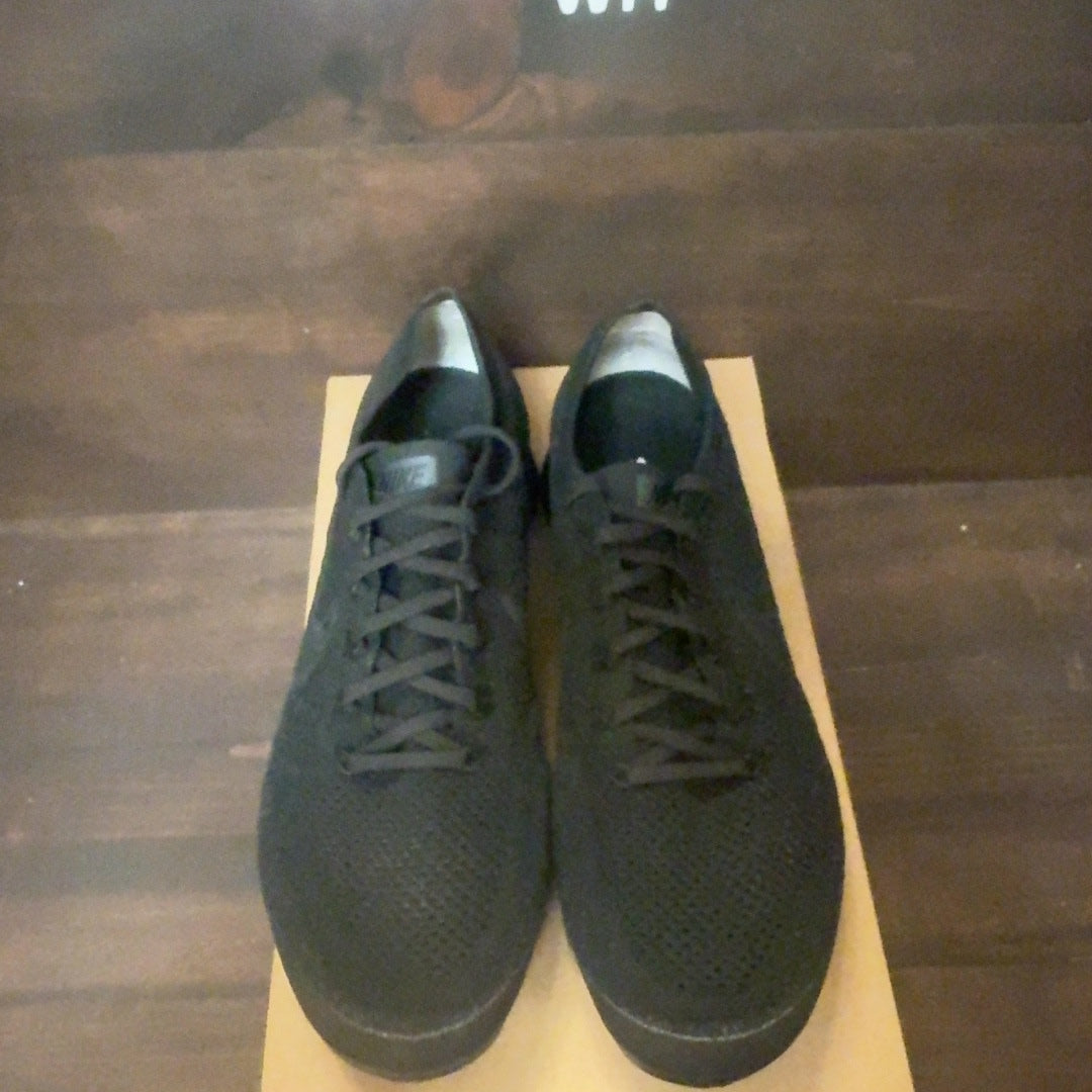 Nike Air VaporMax Triple Black 2.0 Size 11.5 (Pre-Owned) - Image 3