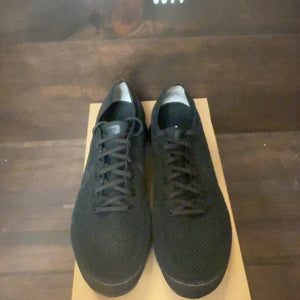 Nike Air VaporMax Triple Black 2.0 Size 11.5 (Pre-Owned) - Image 3
