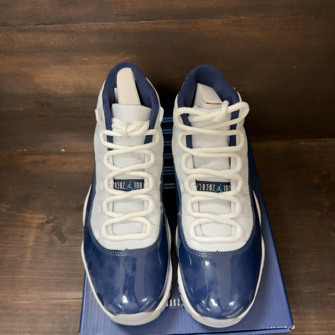 Jordan 11 Retro UNC Win Like 82 Size 8 (Pre-Owned)