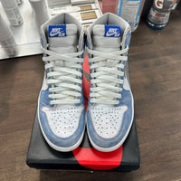 Hyper Royal Jordan 1 High (USED)