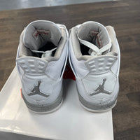 White Oreo Jordan 4 (USED)