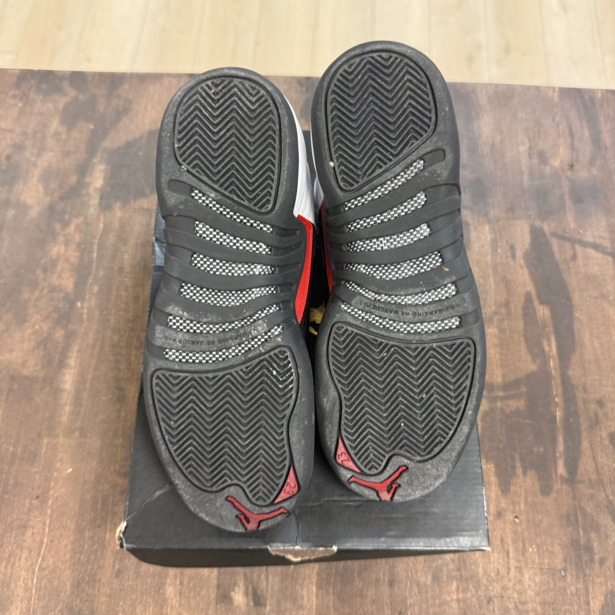 Jordan 12 Retro Taxi Flip (GS) - Image 5