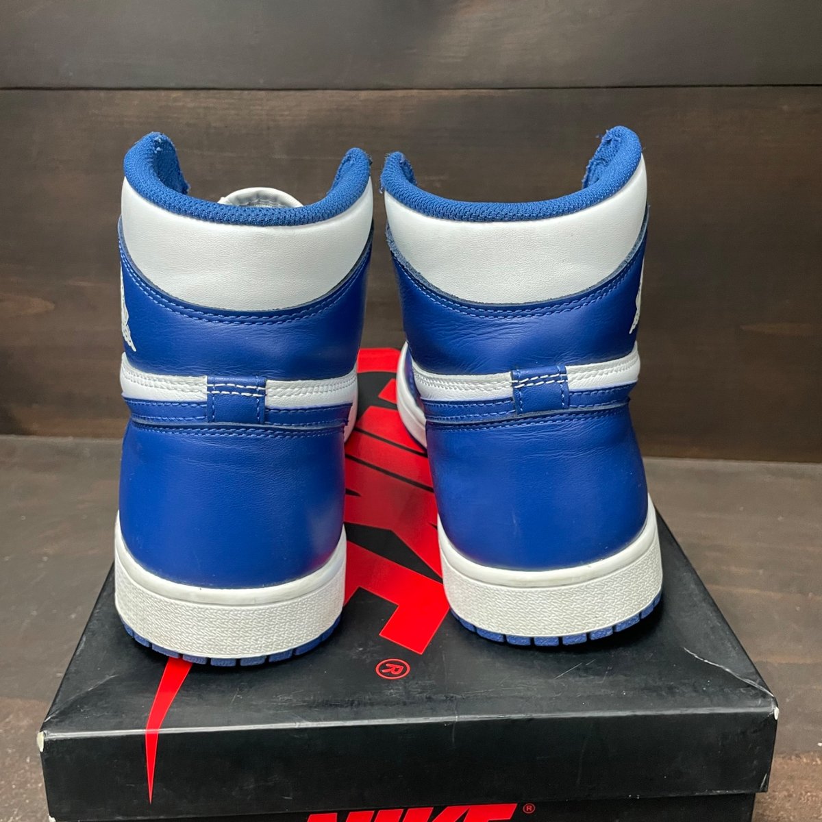 Jordan 1 Retro Storm Blue Size 9 (Pre-Owned) - side