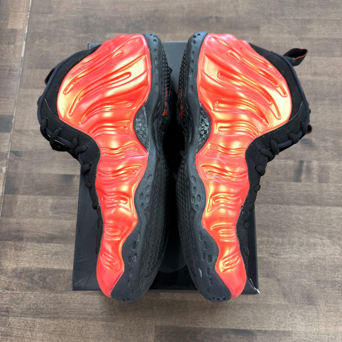Nike Air Foamposite One Habanero Red - Image 3