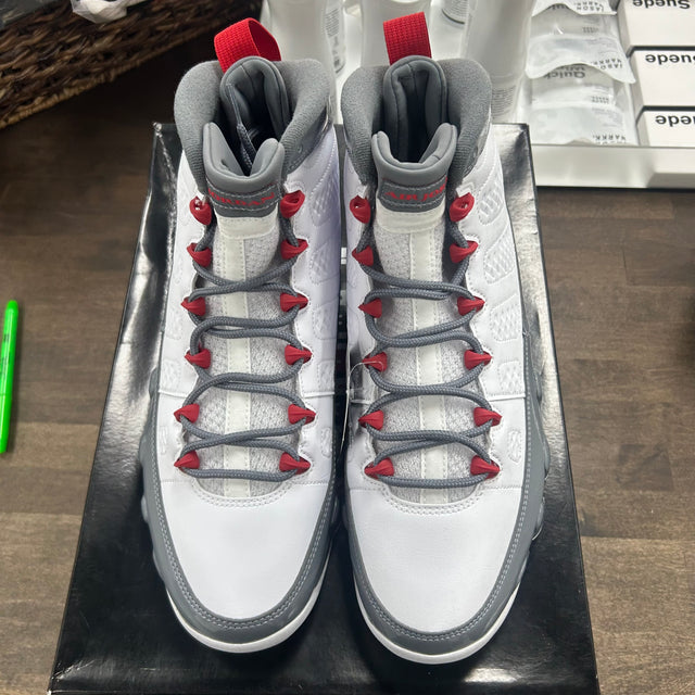 Fire Red Jordan 9 (USED)