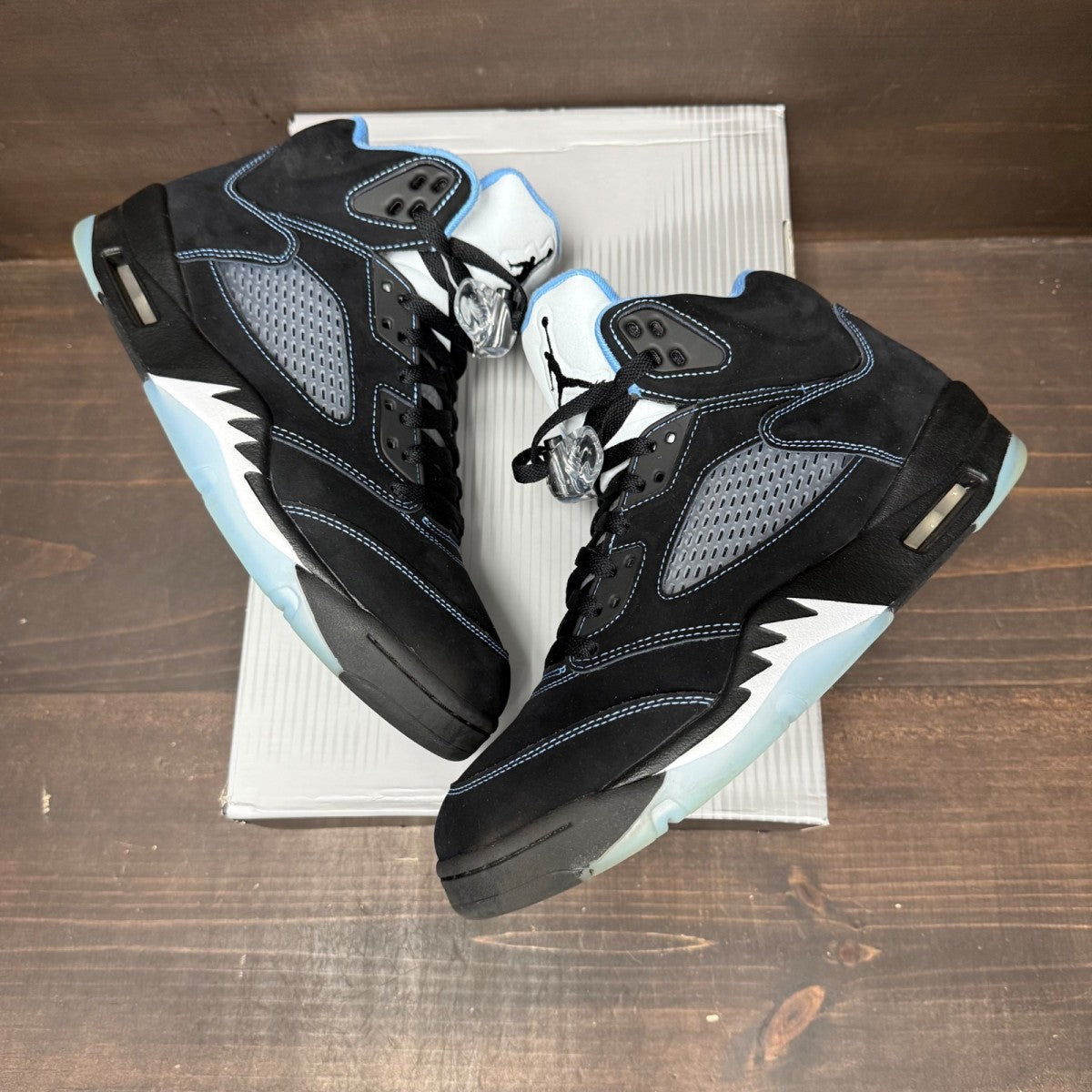 Jordan 5 Retro Black University Blue (2026) - Image 4