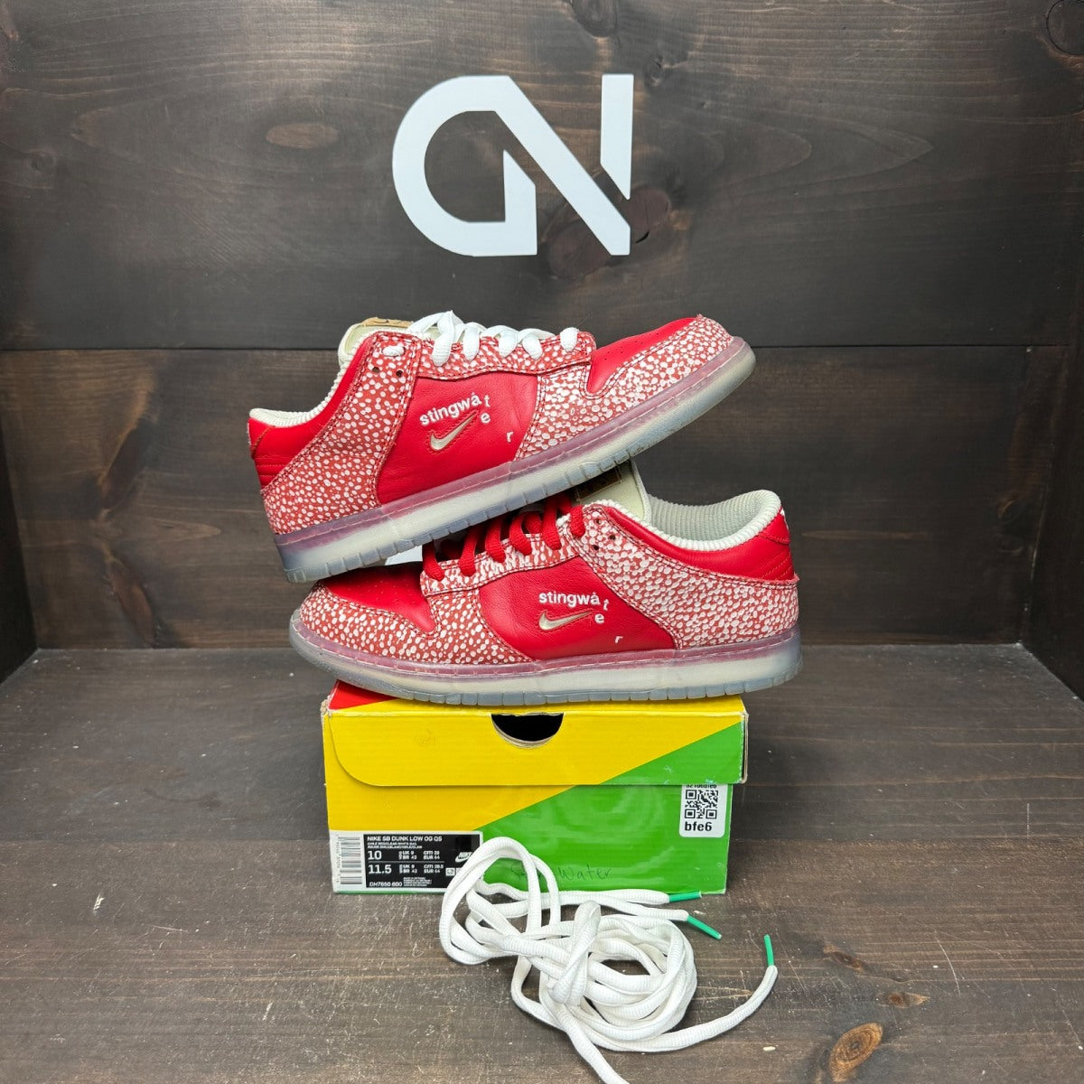 Nike SB Dunk Low Stingwater Magic Mushroom - Image 1