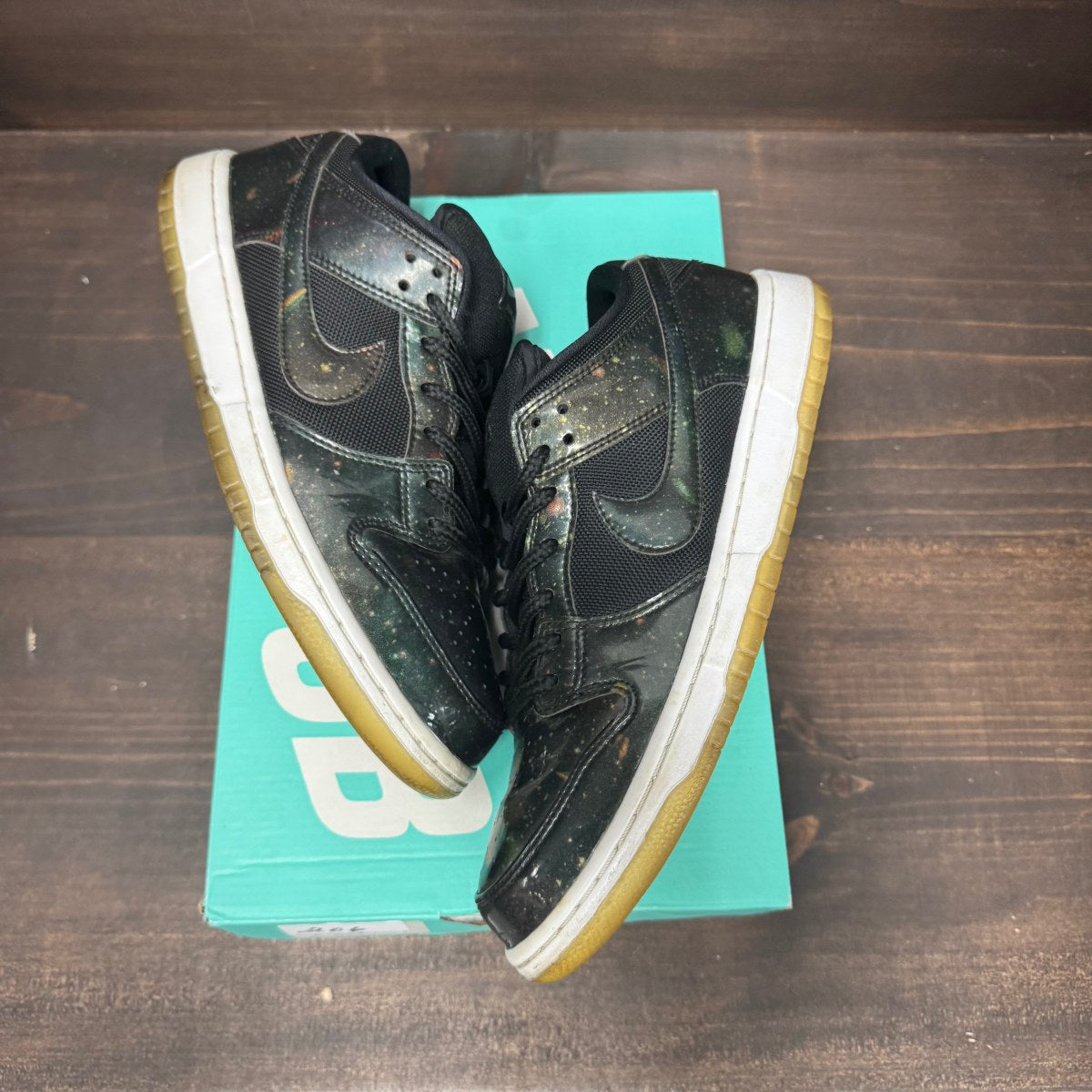Nike SB Dunk Low 420 Intergalactic - Image 2