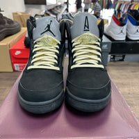 A Ma Maniere Dusk Jordan 5 (USED)