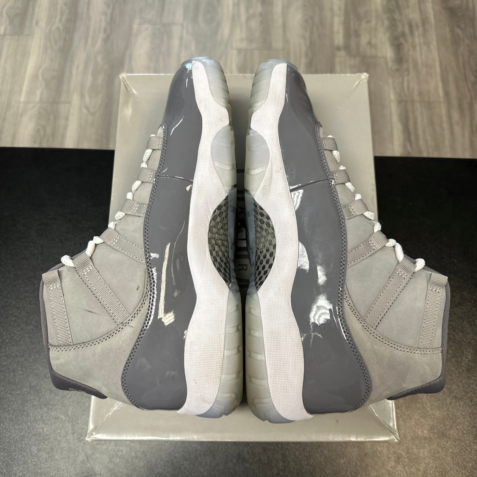 Cool Grey Jordan 11 (USED)