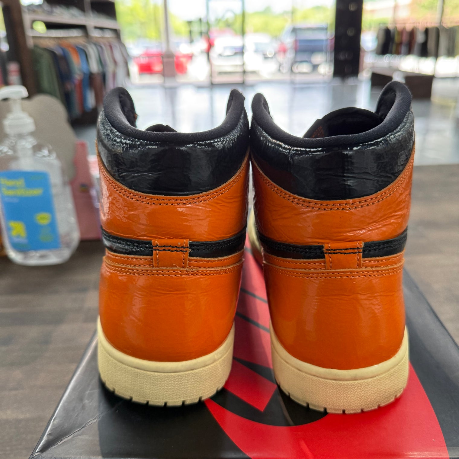 Shattered Backboard 3.0 Jordan 1 High (USED)