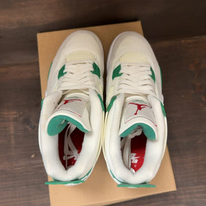 Jordan 4 Retro SB Pine Green Size 8.5 (Pre-Owned) - Image 5
