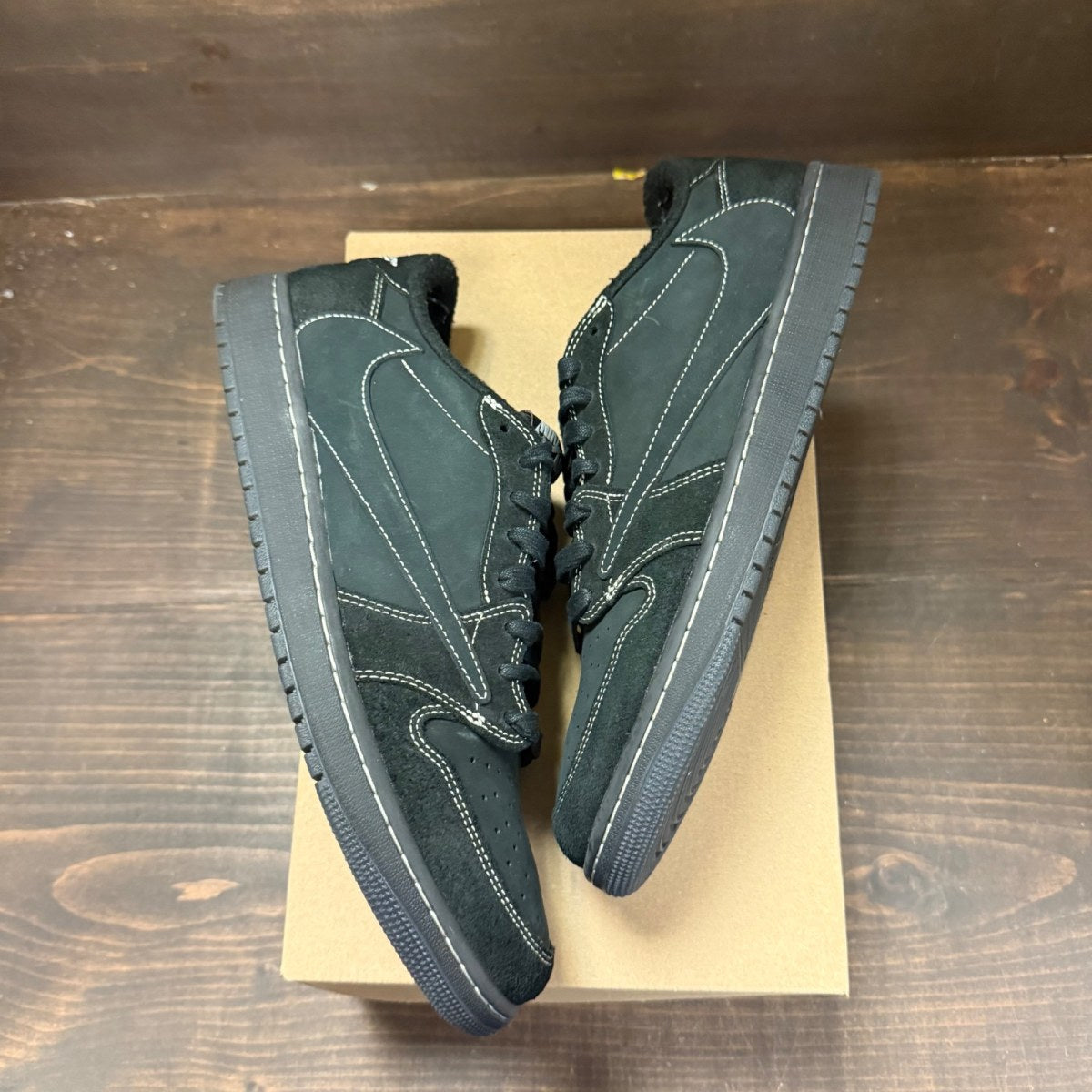 Jordan 1 Retro Low OG SP Travis Scott Black Phantom Size 13 (Pre-Owned) - Image 3