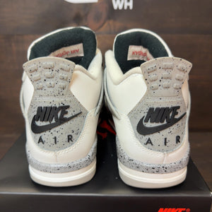 Jordan 4 Retro White Cement (2025) Size 7 (Pre-Owned)