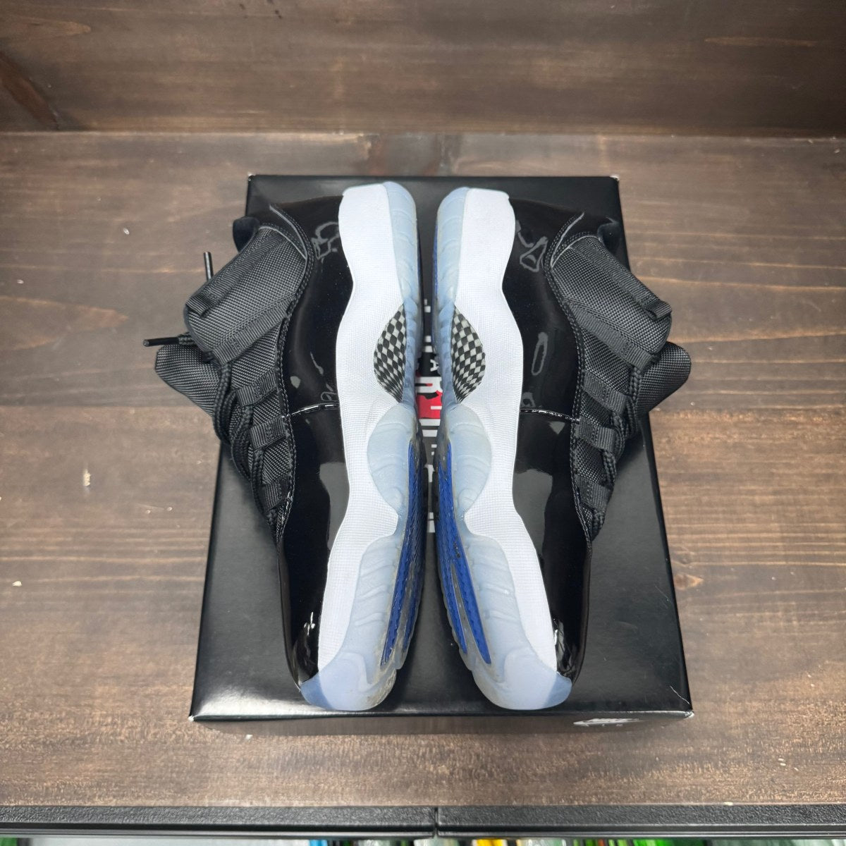 Jordan 11 Retro Low Space Jam - Image 4