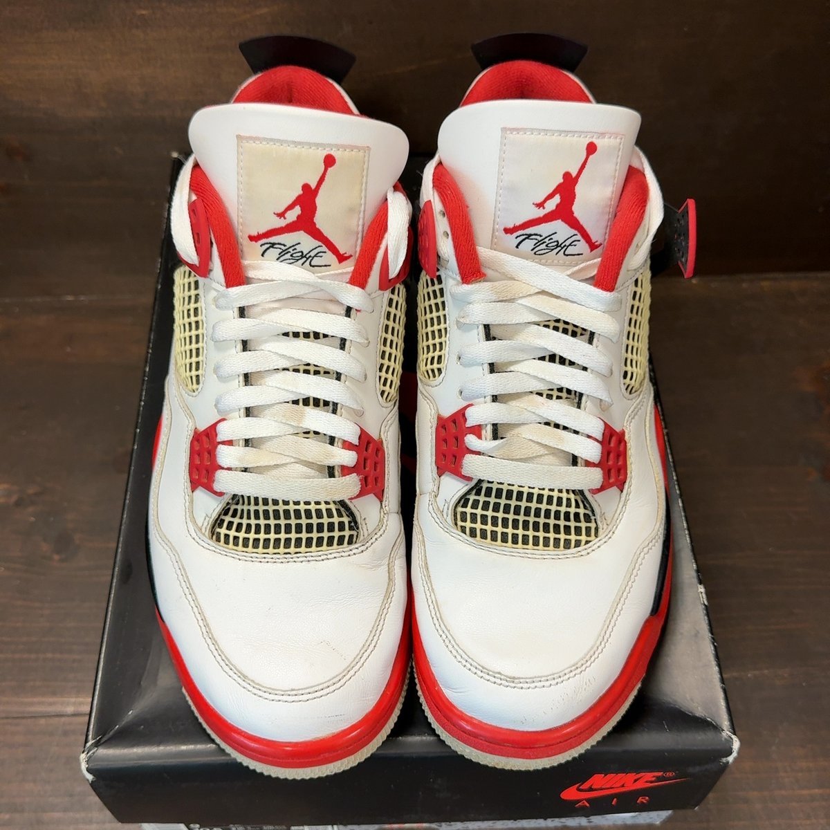 Jordan 4 Retro Fire Red (2020) Size 9 (Pre-Owned) - tag