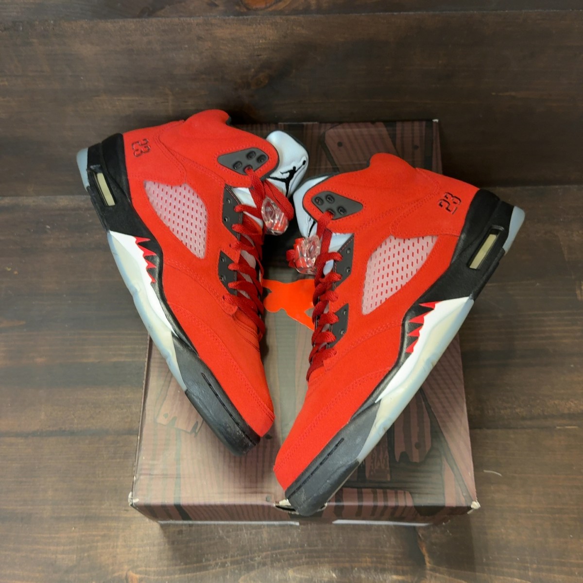 Jordan 5 Retro Raging Bull Red (2021) - Image 2