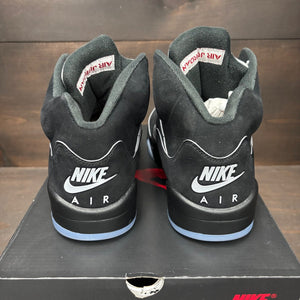 Jordan 5 Retro OG Black Metallic Reimagined Size 10 (Pre-Owned) - sole