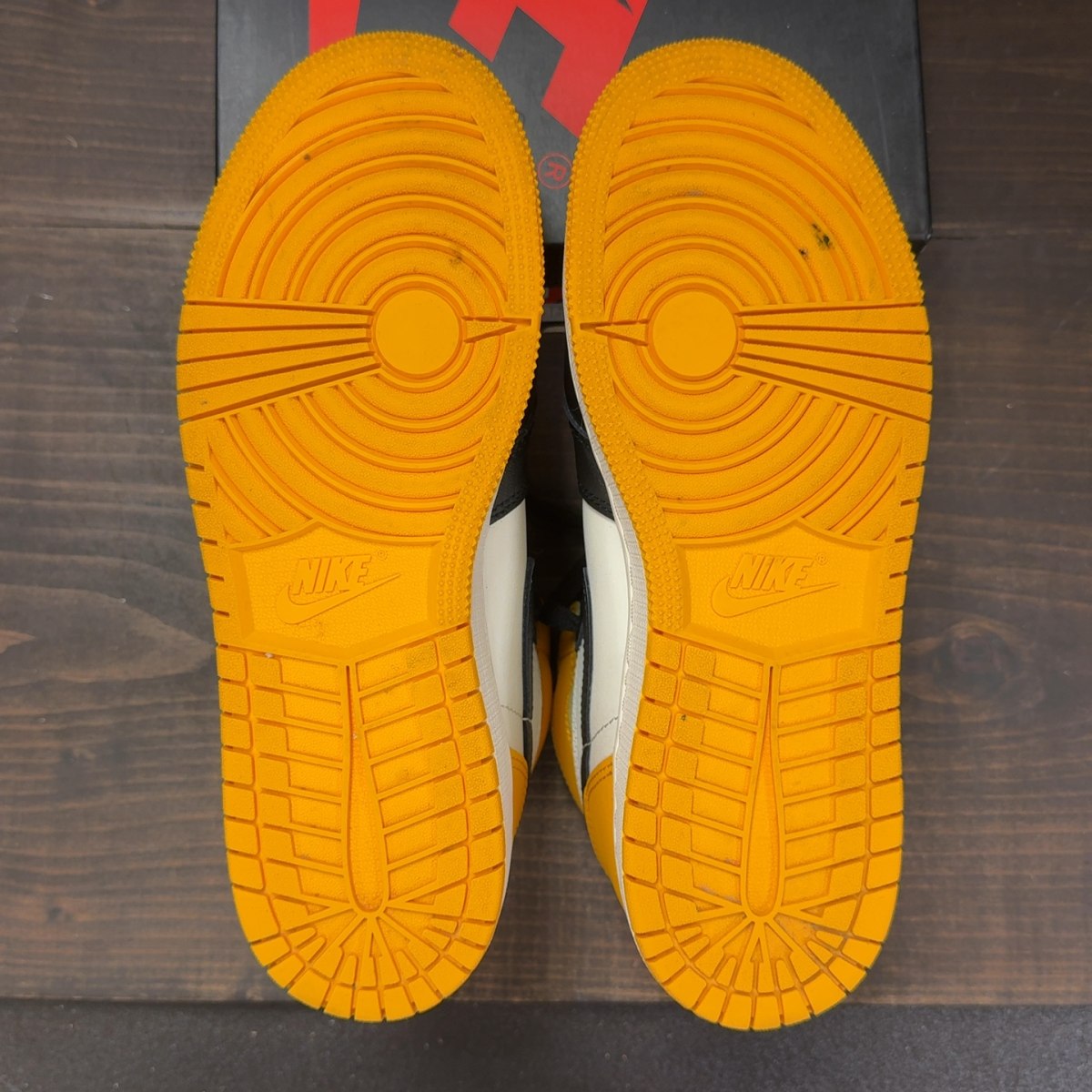 Jordan 1 Retro High OG Taxi (GS) - Image 8