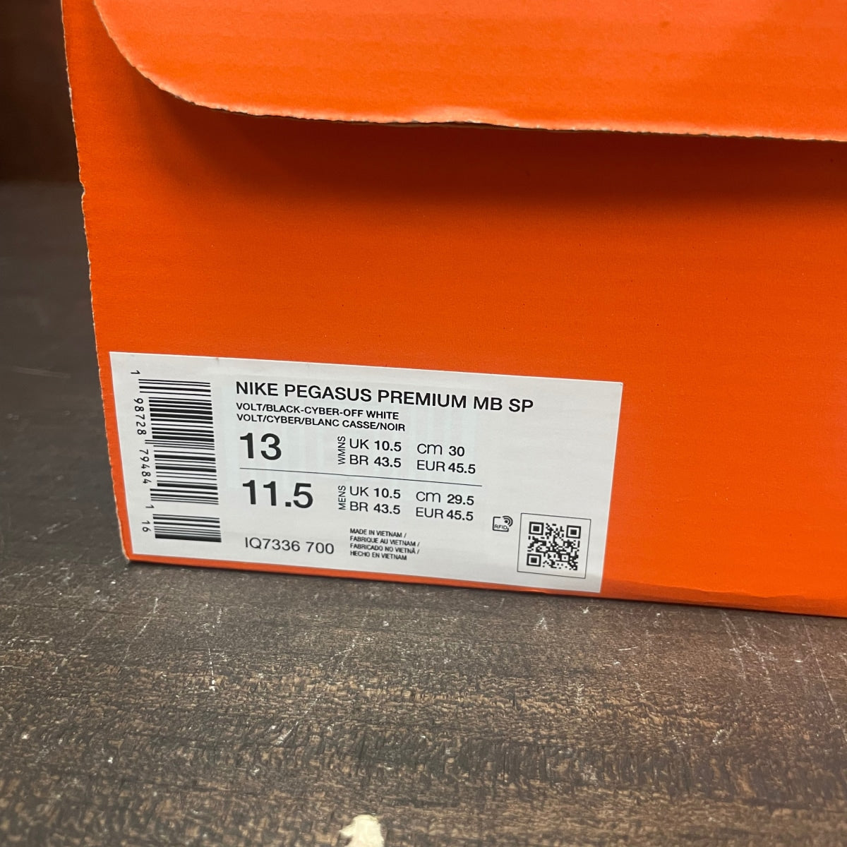 Nike Air Zoom Pegasus Premium Melitta Baumeister Volt (Women's) - Image 4