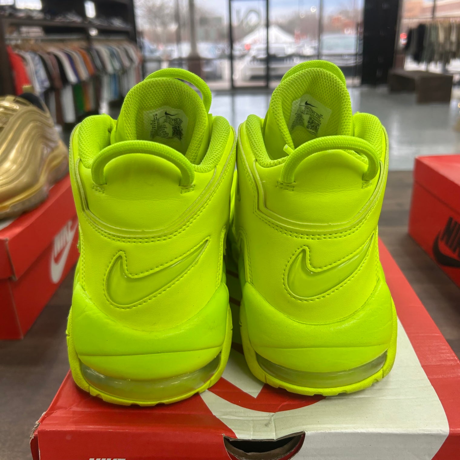 Nike Air More Uptempo Volt (USED)