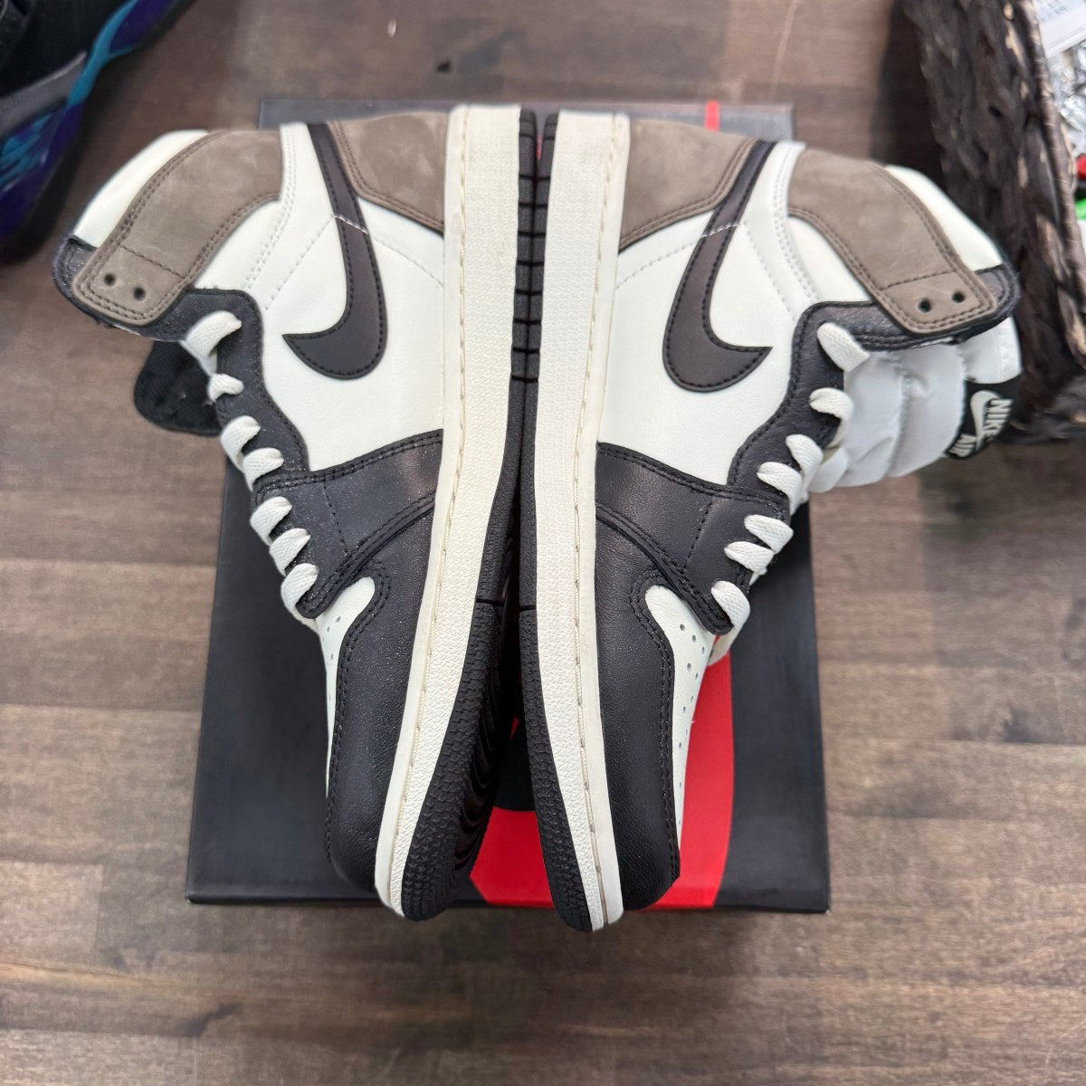 Jordan 1 Retro High Dark Mocha - Image 2