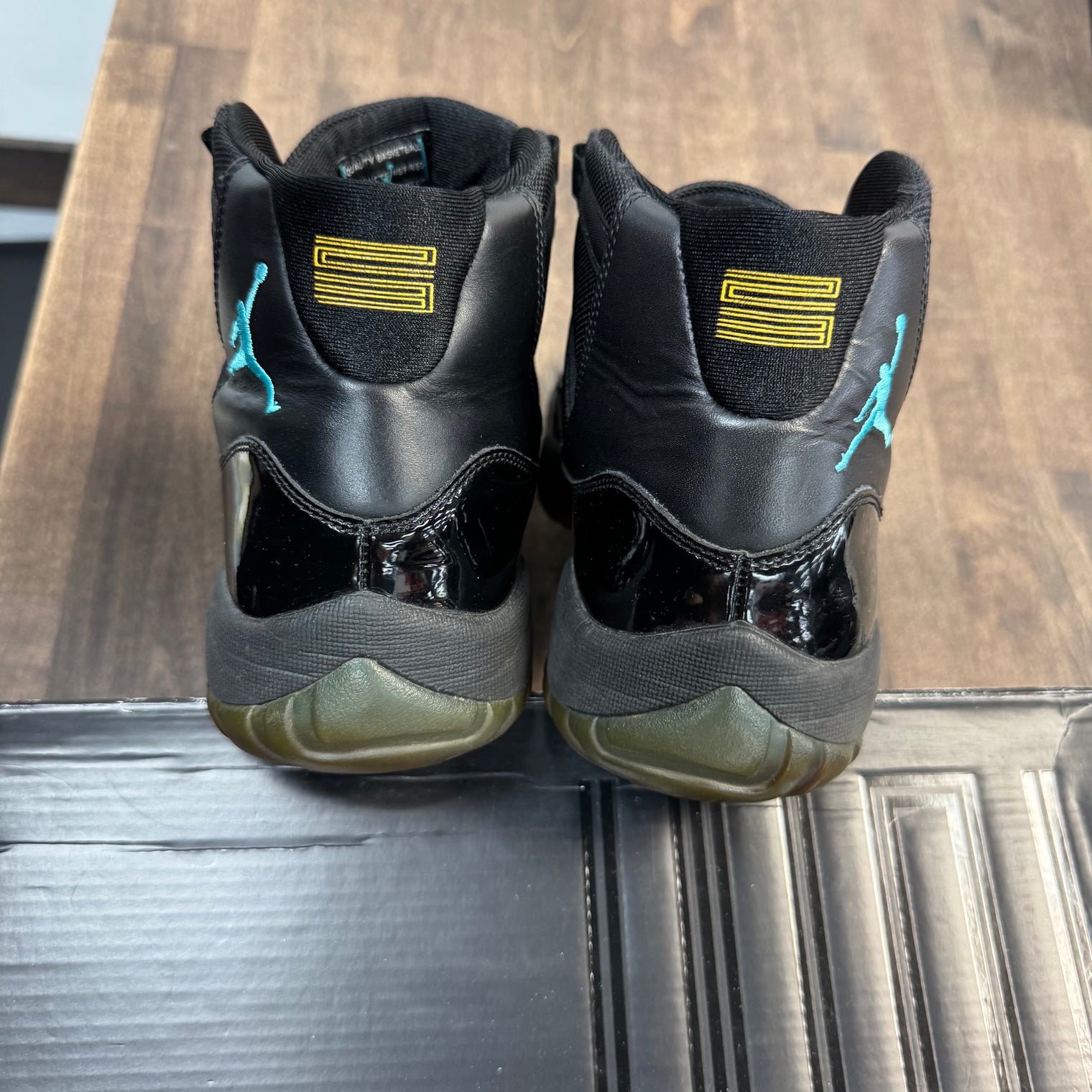 Gamma Jordan 11 Retro (USED)