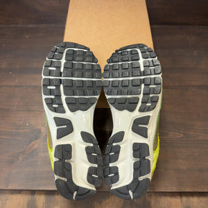 Nike Zoom Vomero 5 Olive Flak Volt (Women's) Size 13.5W (Pre-Owned) - Image 7