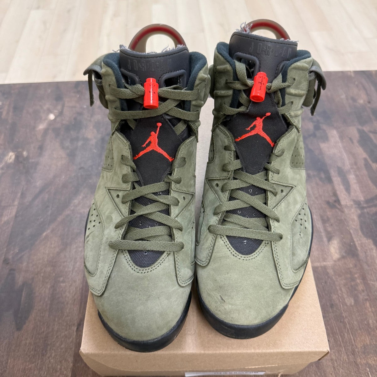 Jordan 6 Retro Travis Scott Size 11 (Pre-Owned) - Image 5