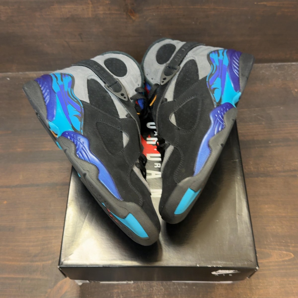 Jordan 8 Retro Aqua (2025) - Image 2