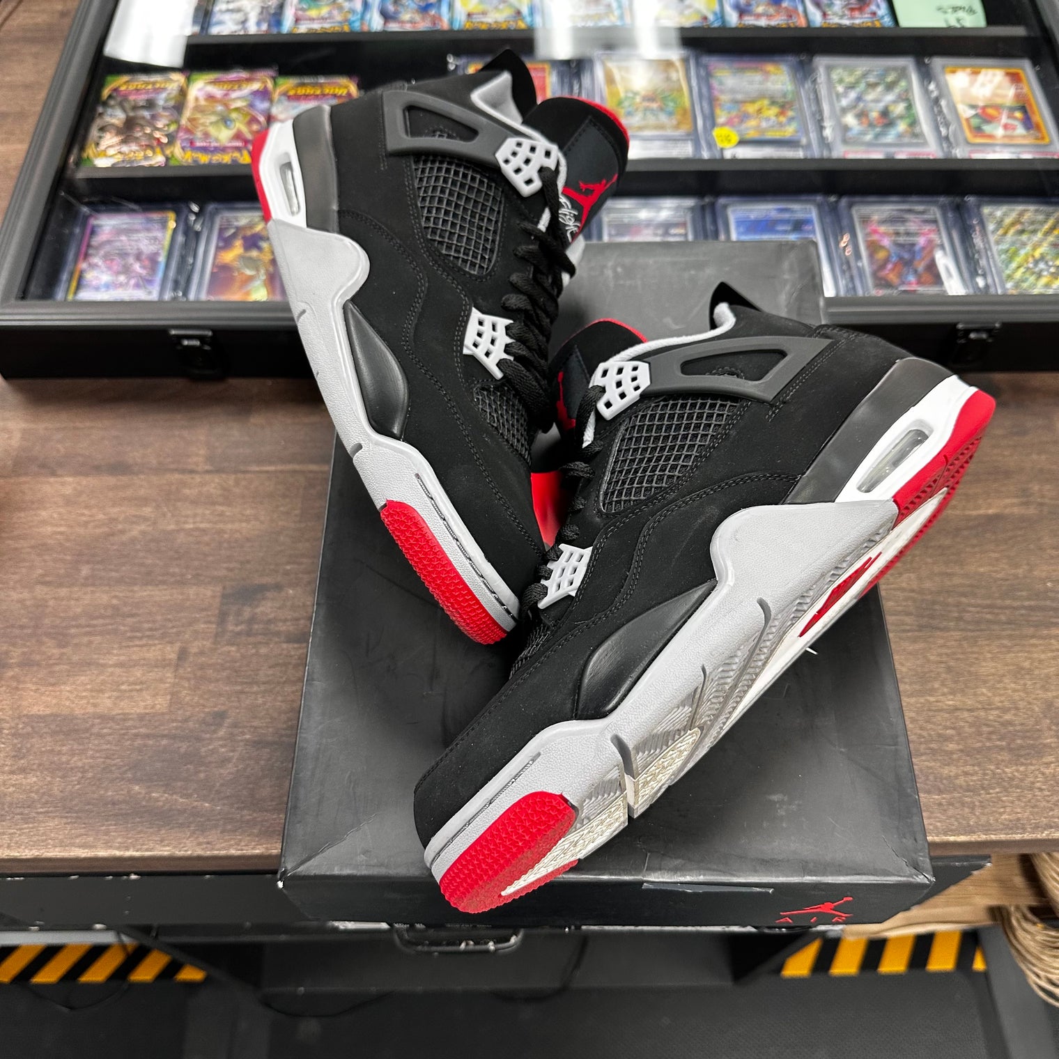 Bred Jordan 4 2019 (Lightly Worn)