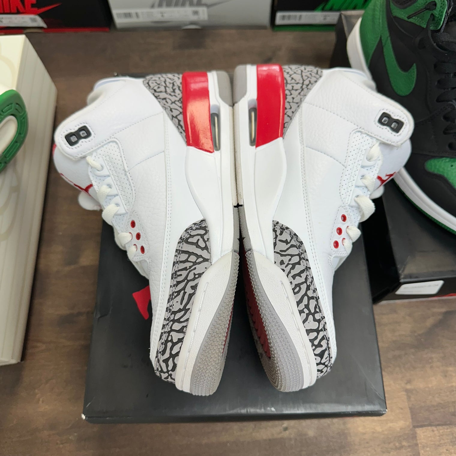 Hall of Fame Jordan 3 (USED)