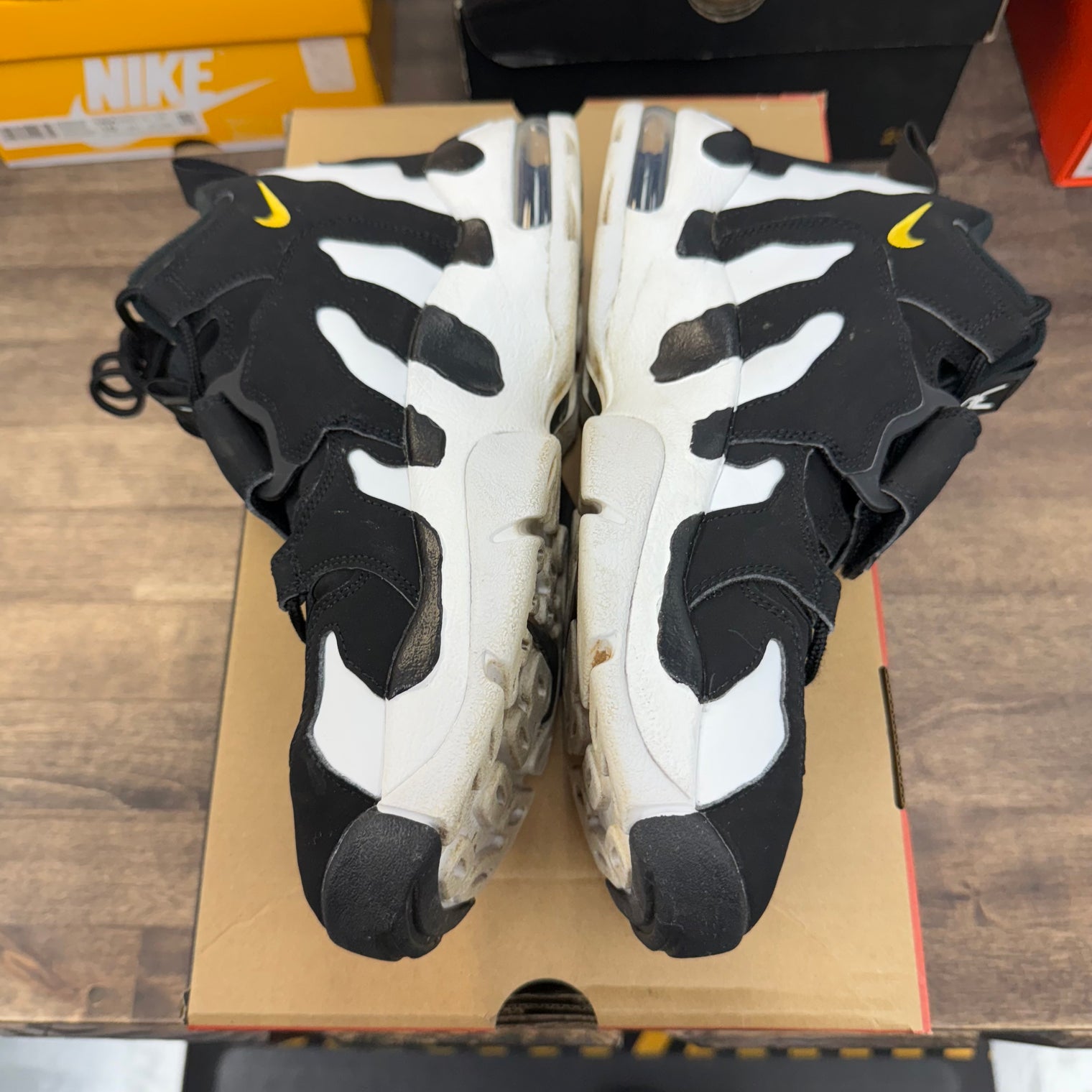 Black White Air DT Max 96 (2024) (USED)